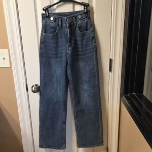 Women's High Rise Blue Jeans